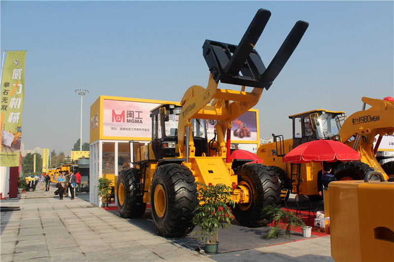 2013年廈門(mén)展 MINGONG IN XIAMEN STONE FAIR 2013-1